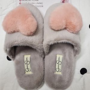 New Jessica Simpson plush soft Slippers 7-8